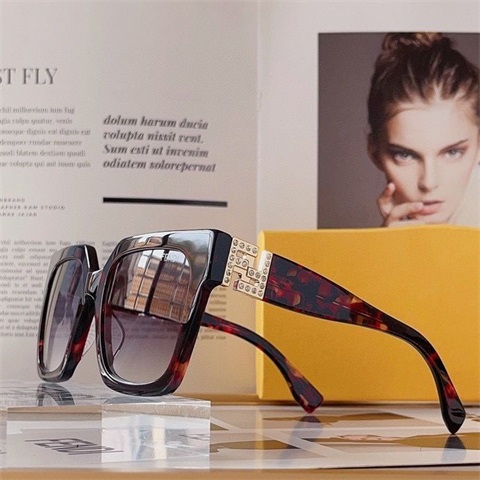 Fendi sunglass-149